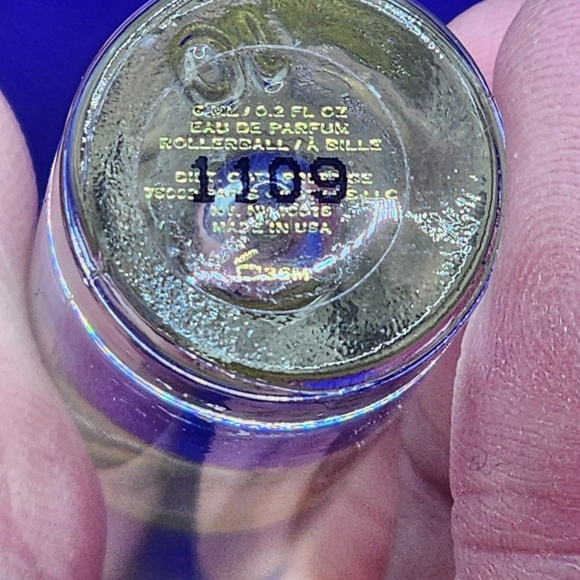 Lovely Sarah Jessica Parker Rollerball Eau De Parfum 0.2 Fl Oz - Picture 7 of 7